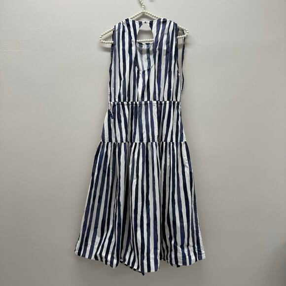 Marie Oliver
Elenora Dress 🧡 - Picture 9 of 12